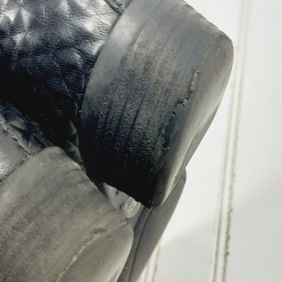 Lucky Brand Bartalino Black Leather Zip Detail Ankle Boots K238 - Picture 13 of 15